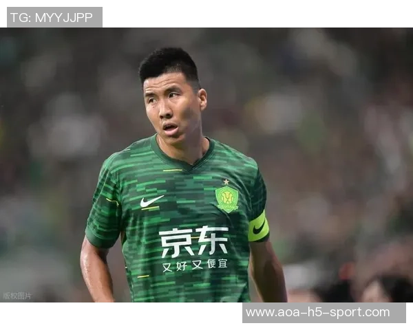国安新内援今晚抵达北京王刚续约一年助力球队发展